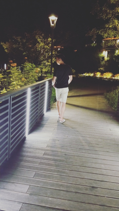 李珂炯的第一张照片--漳州上门女婿服务网